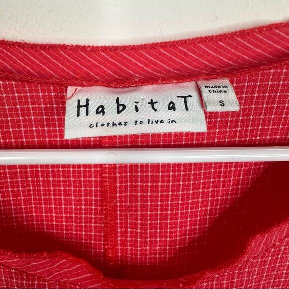 Habitat Size Small Red White Seersucker Toggle Button Front Long Sleeve Shirt - Picture 6 of 10